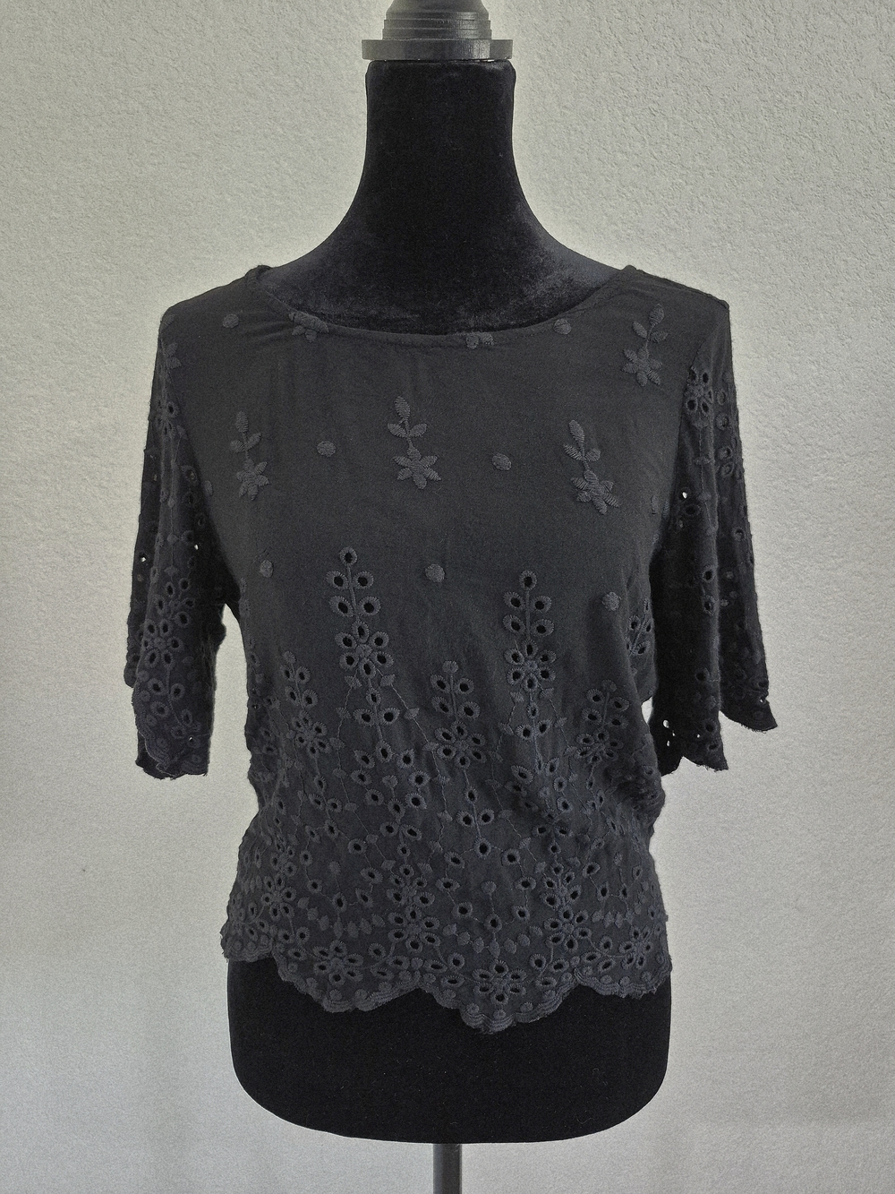 Black Eyelet Short-Sleeve Women's Top